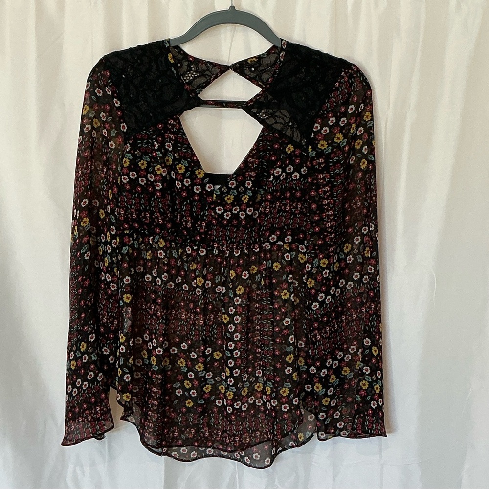 BCBGeneration Black Multi Floral Lace-Yoke Long Sleeve Blouse- Size 6